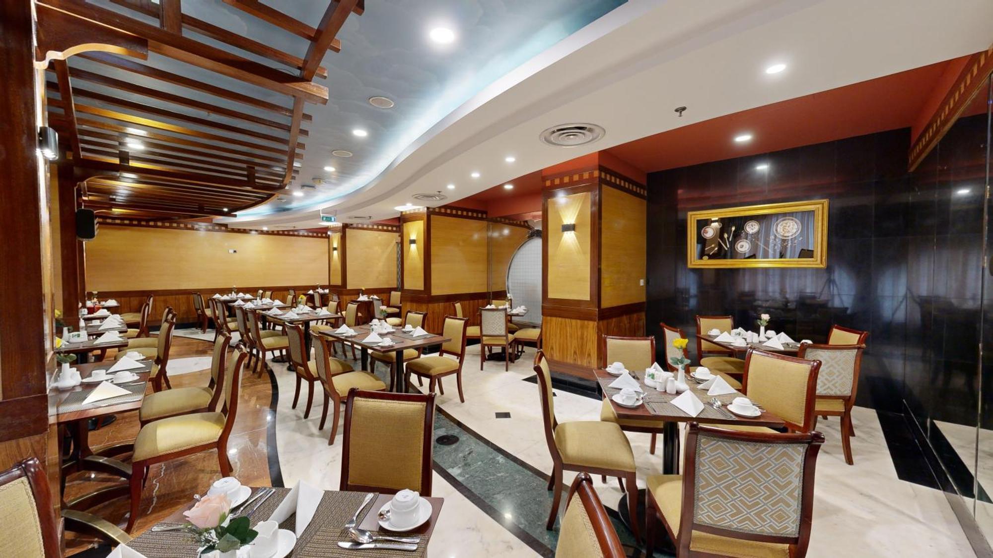 Al Muna Kareem Hotel- Ex Leader Медина Экстерьер фото