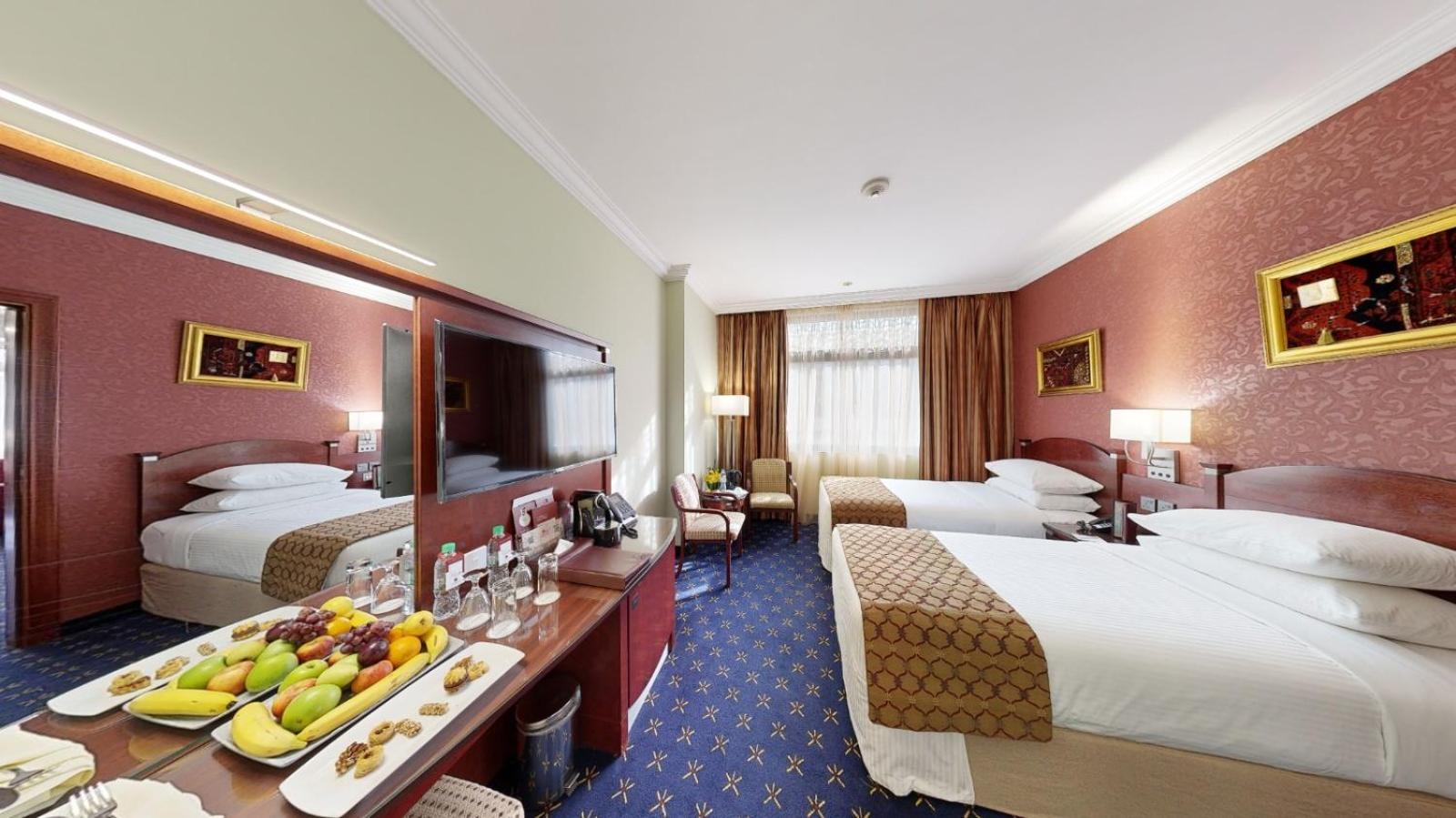 Al Muna Kareem Hotel- Ex Leader Медина Экстерьер фото