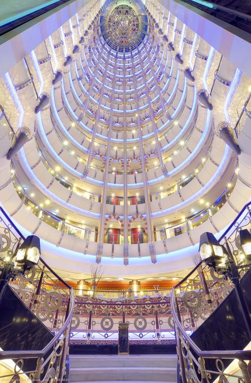 Al Muna Kareem Hotel- Ex Leader Медина Экстерьер фото
